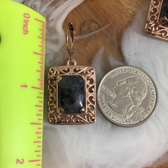 🖤Rosegold plated gemstone earrings - Picture 9 of 12